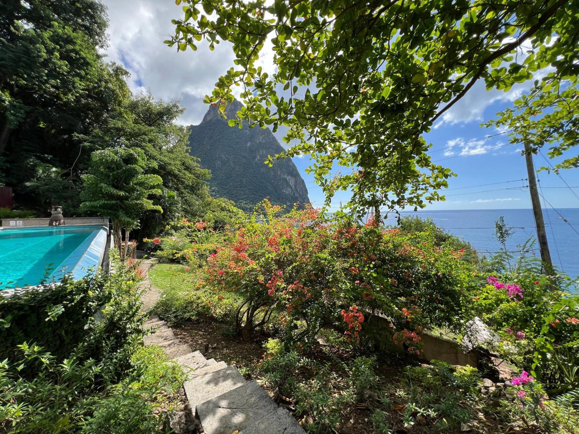 Authentic St, Lucian Experience At Prestigious 2-Bed Villa - Colibri Cottage Villa Soufriere Exterior photo